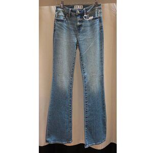 Mid Rise, Boot Cut: Daze Denim